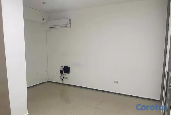oficinas y locales comerciales - hermoso local en alquiler  4