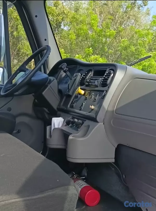 camiones y vehiculos pesados - 2013 FREIGHTLINER NUNCA A TRABAJO EN EL PAÍS  13