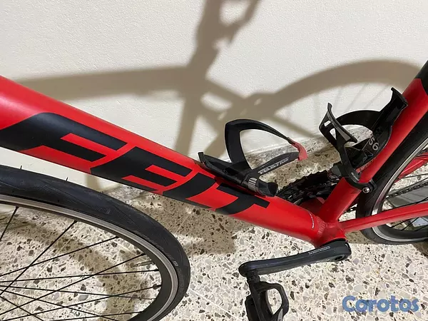 bicicletas y accesorios - Bicicleta Felt FR30  RD$ 45,000 7