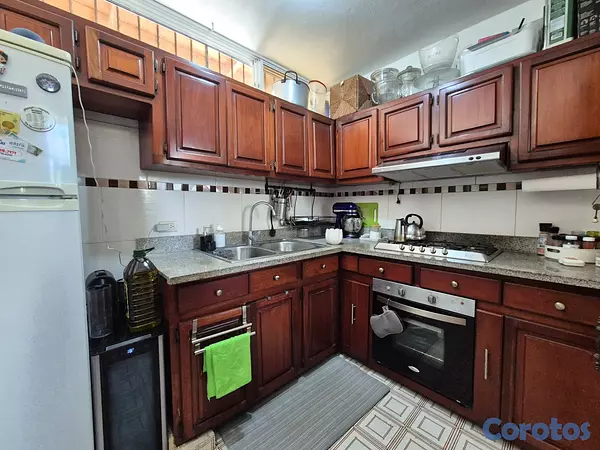 casas - Casa Duplex en venta en Lomas de Arroyo Hondo 2
