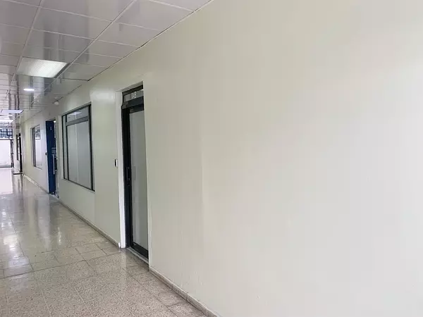 oficinas y locales comerciales - Local primer nivel  3