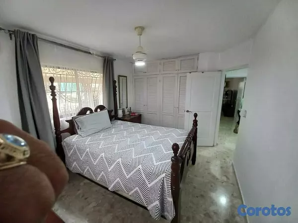 apartamentos - Apartamento en zona exclusiva a 1 cuadra del parque Mirador Sur 10