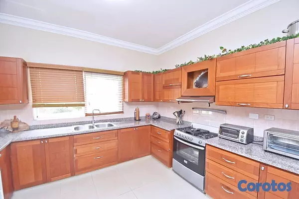 casas vacacionales y villas - Vendo Hermosa Villa en el exclusivo complejo Metro Country Club 6