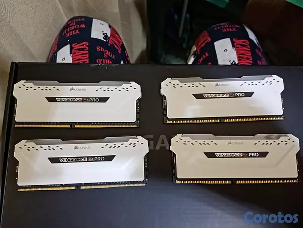 otros electronicos - Tarjeta gráfica Asus ROG Strix DDR5 8GB 5