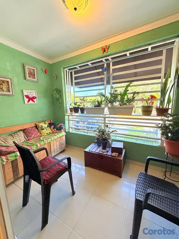 apartamentos - venta de apartamento 1er piso en la misma avenida de la autopista de san Isidro  9