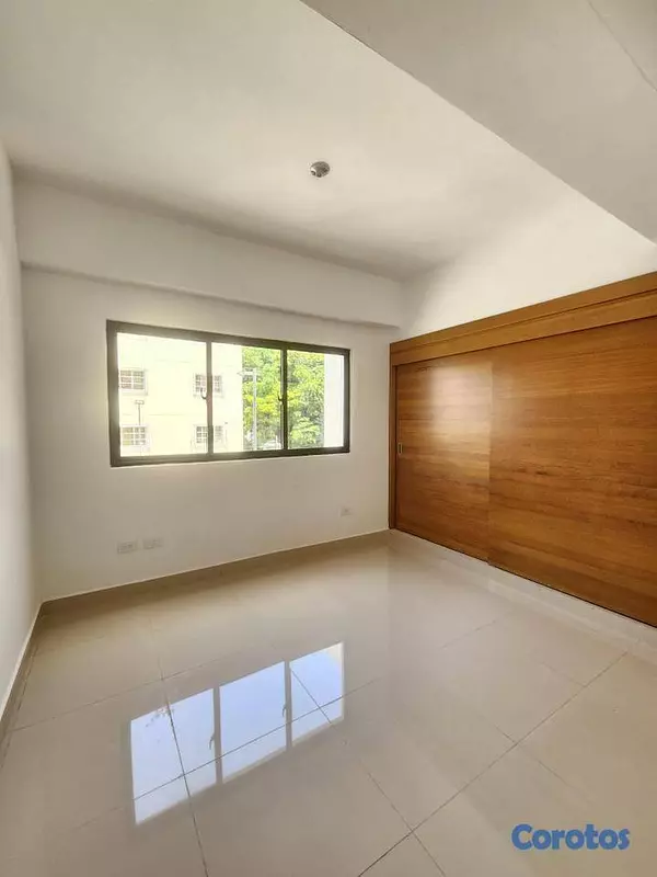 apartamentos - Apartamento en venta 2do nivel en jardines del sur 8