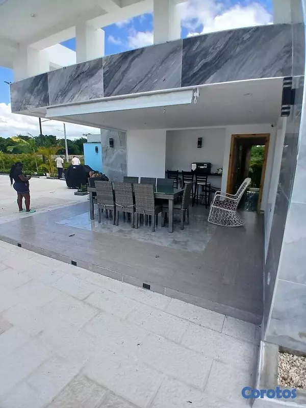 casas vacacionales y villas - Villa en Guayacanes Juan Dolio de 6 habitaciones n 7