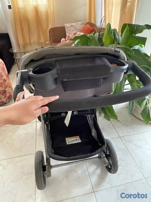 coches y sillas - vendo cochecito de bebé interesados escribirme al privado  4