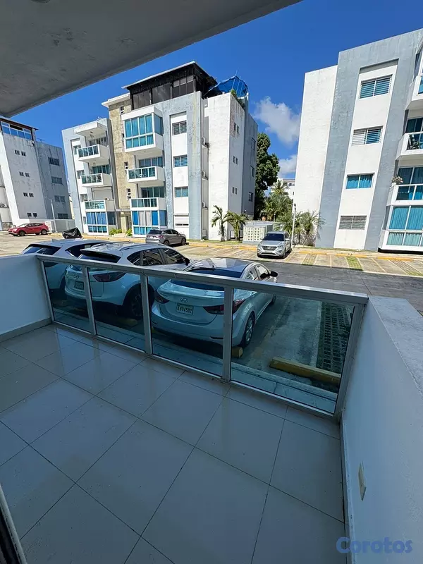 apartamentos - vendo gala primer nivel tres habitaciones 2.5 baños parqueo balcón servicio  11