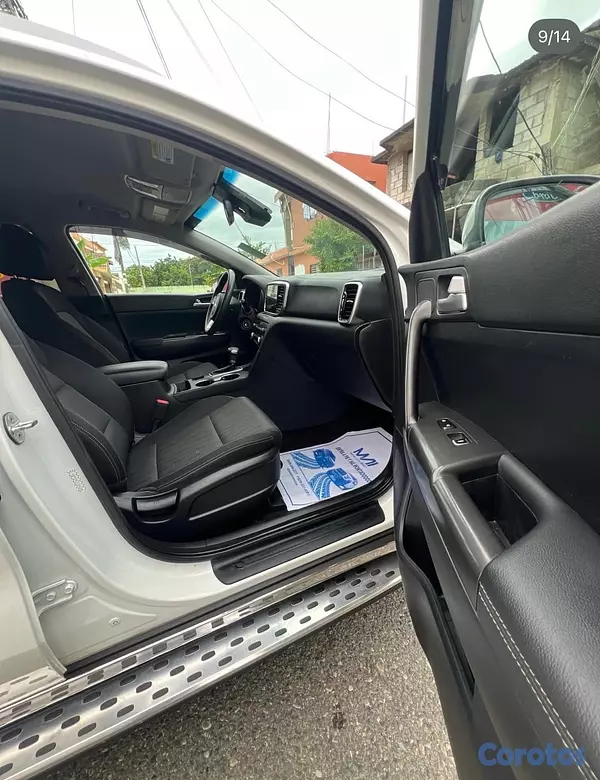 jeepetas y camionetas - Kia Sportage LX 2020 9