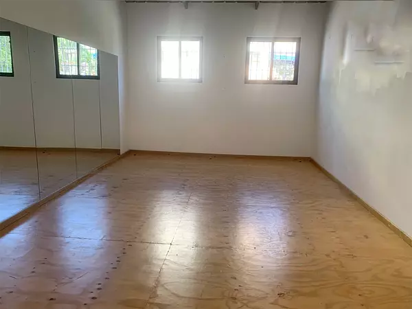 casas - Casa con fines comerciales 800m 5