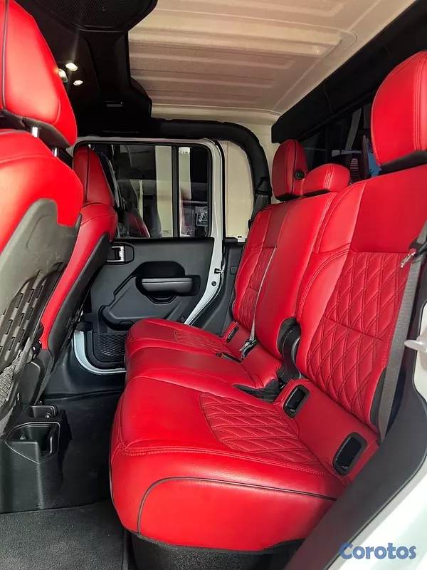 jeepetas y camionetas - Jeep Gladiador Rubicon 2020(7mil millas)
 5