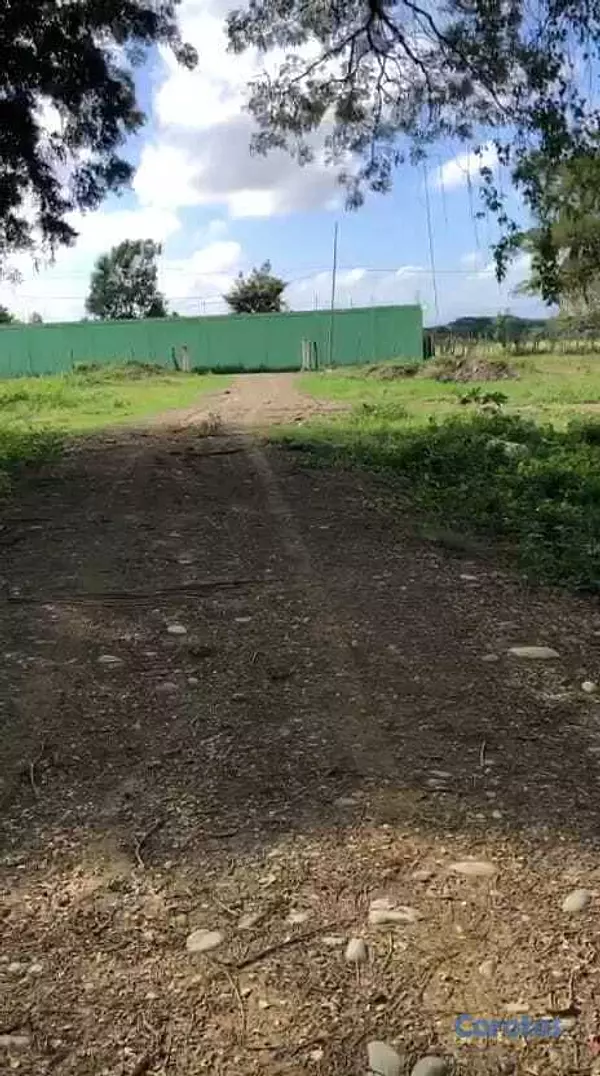 solares y terrenos - Terreno Disponible para Venta en Villa Gonzalez  4
