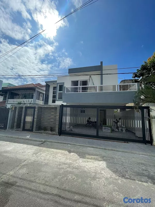 casas - venta de mansión con piscina y 382m en la autopista de san isidro Santo Domingo  19
