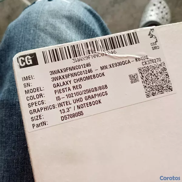 computadoras y laptops - Samsung Galaxy Chromebook 13.3" 4K AMOLED Fiesta R 7