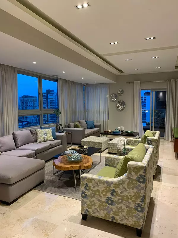 apartamentos - Apartamento en Piso 13, Mirador Sur, Distrito Nacional 1