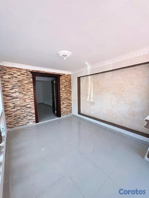 casas - venta de casa súper grande cerca del Corall mall autopista de san isidro  2