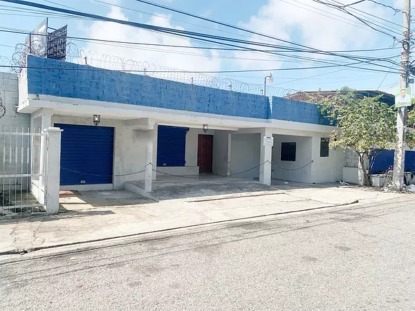 oficinas y locales comerciales - Propiedad en ensanche la fe  2