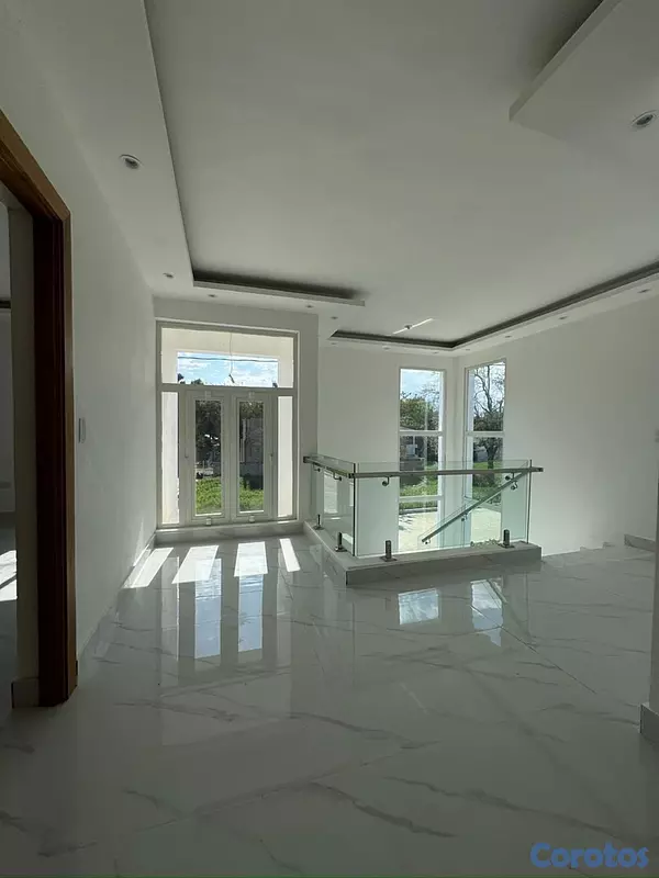 casas - Casa en venta ubica en Licey  12