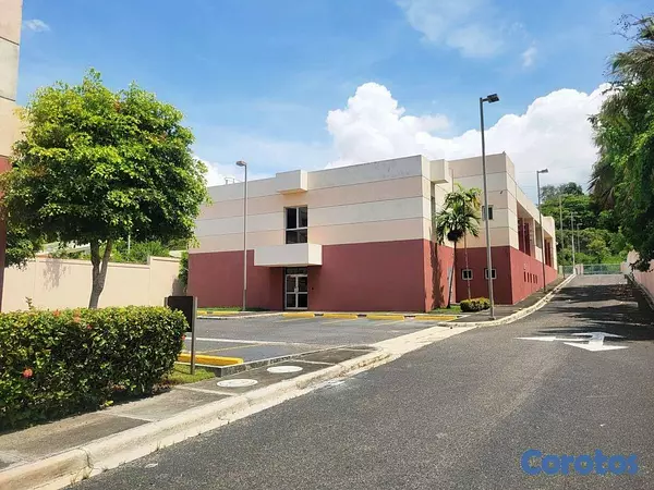 oficinas y locales comerciales - Imponente Local Comercial Av. Cayetano Germosen 3