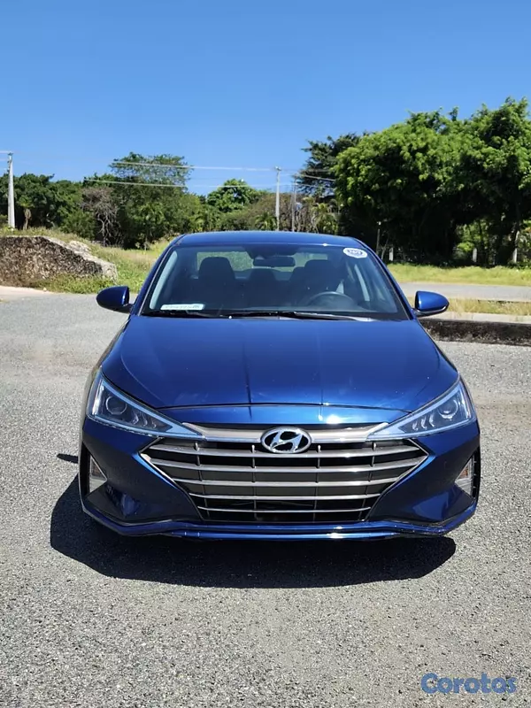 carros - HYUNDAI ELANTRA SEL 2020 770,000$  1