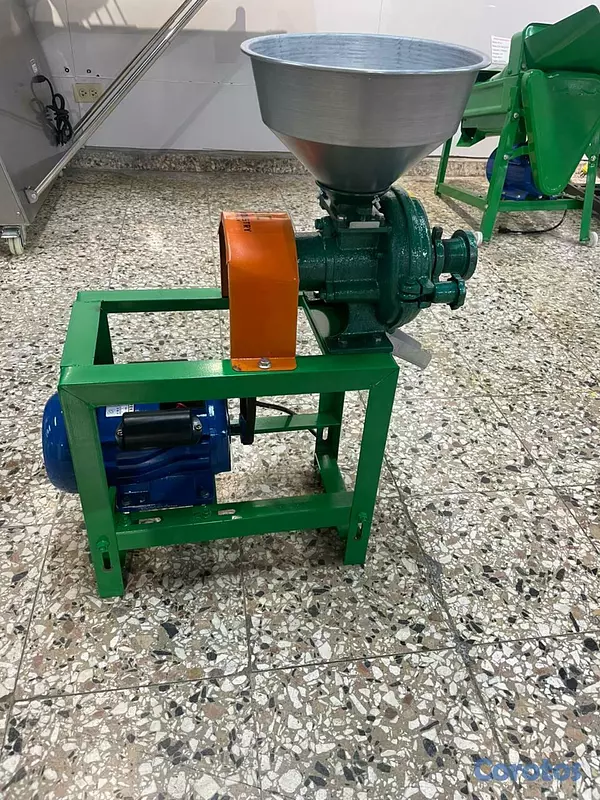 equipos profesionales - Moledora tritura molino de granos secos de 100kg c 9