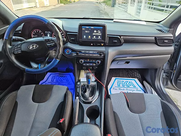 carros - Hyundai Veloster 2019, versión base, motor 2.0 nat 6