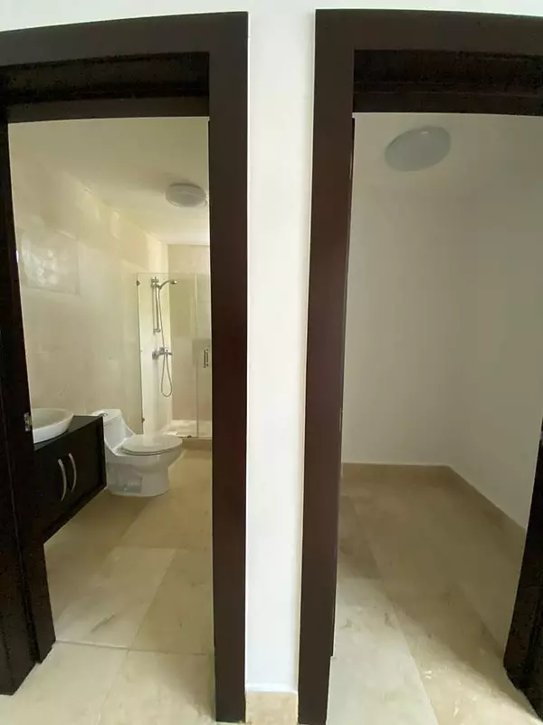 apartamentos - Exquisito Apartamento 240 Mts2, 3 Habitaciones en Cerros de Gurabo 3