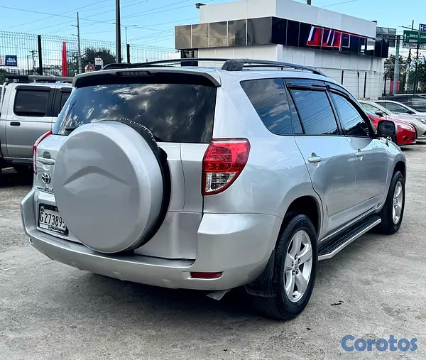 jeepetas y camionetas - Toyota RAV4 2006 5