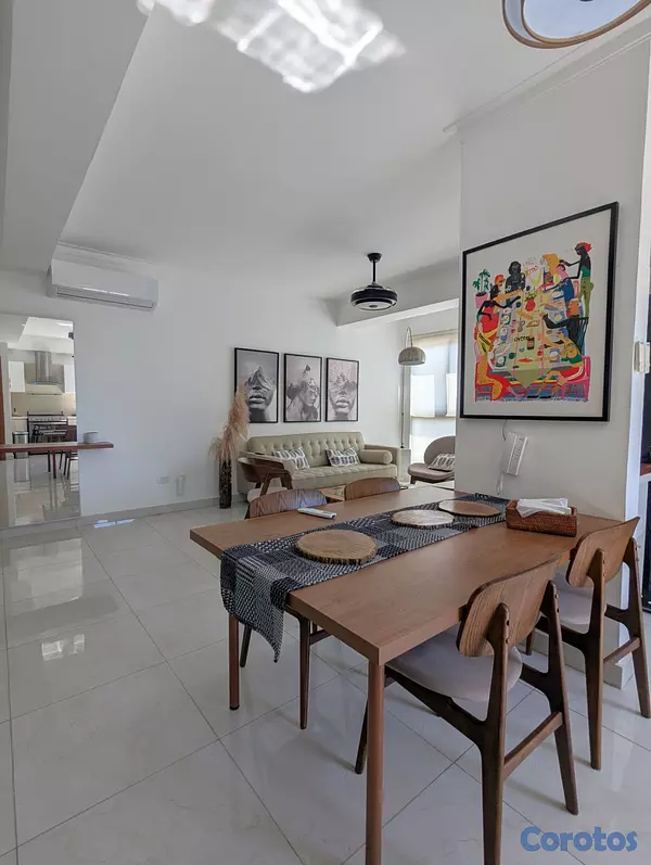 penthouses - Naco. Encantador penthouse de 3 niveles, 2 hab + a 3