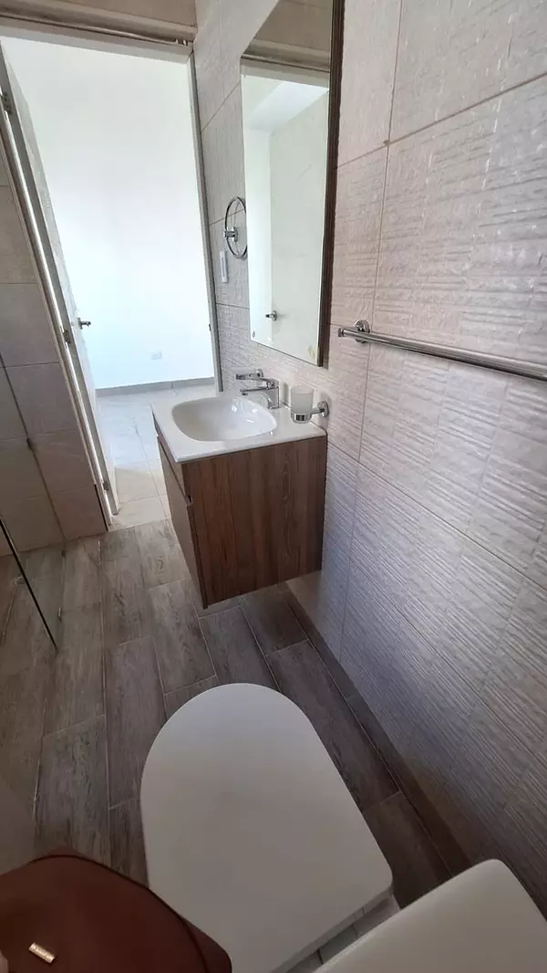 apartamentos - Vendo Apartamento en el Sector Naco
110 metros
3 nivel
Balcón
Precio: U$220,000 8