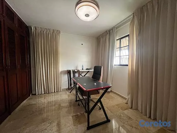 apartamentos - Apartamento en venta en Piantini de tres habitaciones 6
