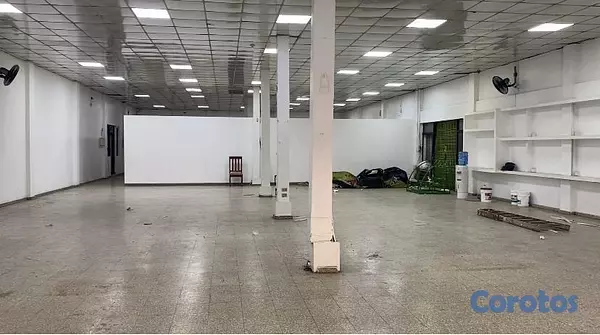 oficinas y locales comerciales - LOCAL COMERCIAL  3