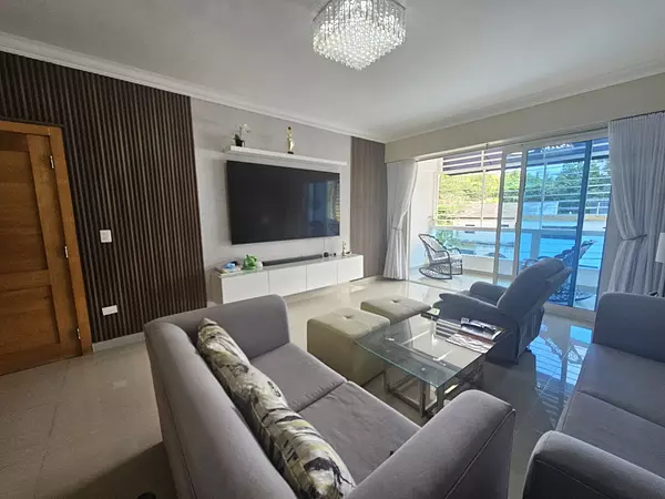 apartamentos - Amplio apartamento en venta en Don Honorio 3