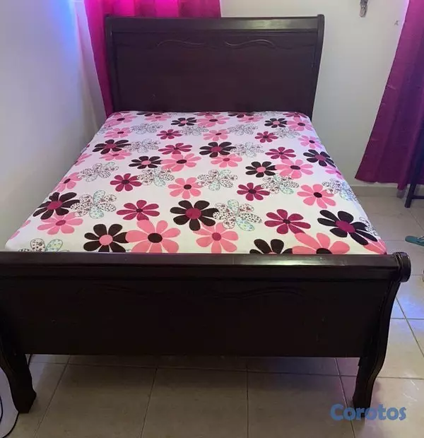 muebles y colchones - Cama modelo Trineo con 2 colchones. NUEVA. 3