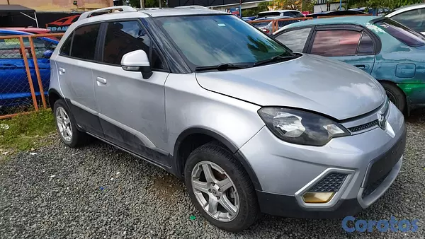carros - MG3 2014 en buenas condiciones -  Ideal para repar 3