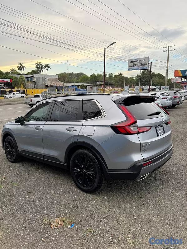 jeepetas y camionetas - Honda CRV Sport Touring Hybrid 2023 - Excelentes Condiciones, 69,500 Millas 3