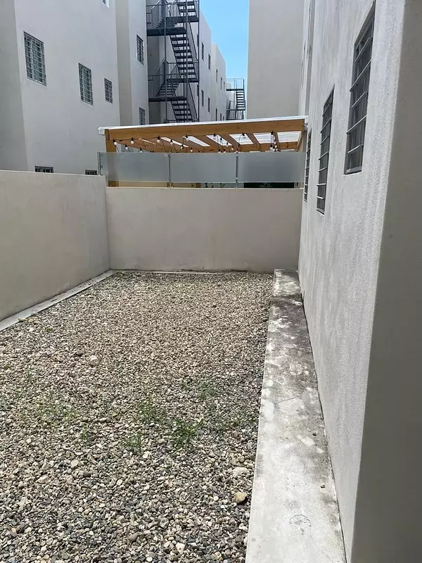 apartamentos - Apartamento 1er Nivel en Llanos de Gurabo 2