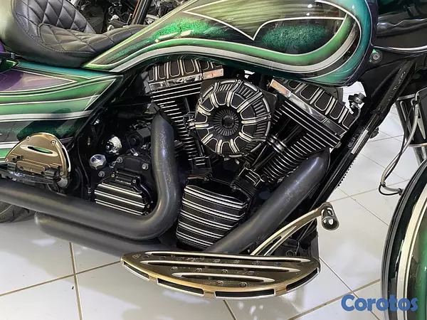 motores y pasolas - Harley Davidson Street Glide Año 2010 4