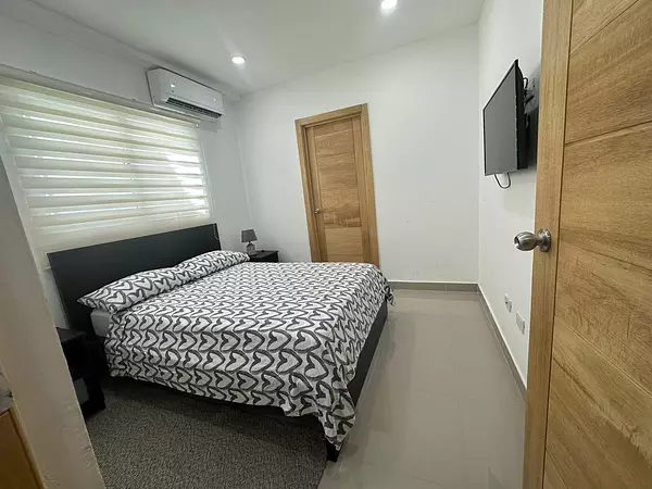 apartamentos - Vendo Independencia primer nivel klm 9 ,
 5