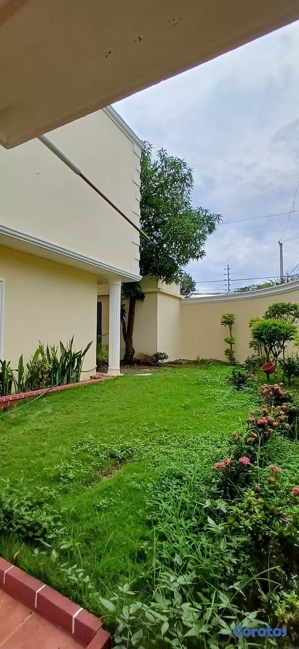 casas - venta de casa en Arroyo hondo viejo Distrito nacional Santo Domingo 555.46mts 3