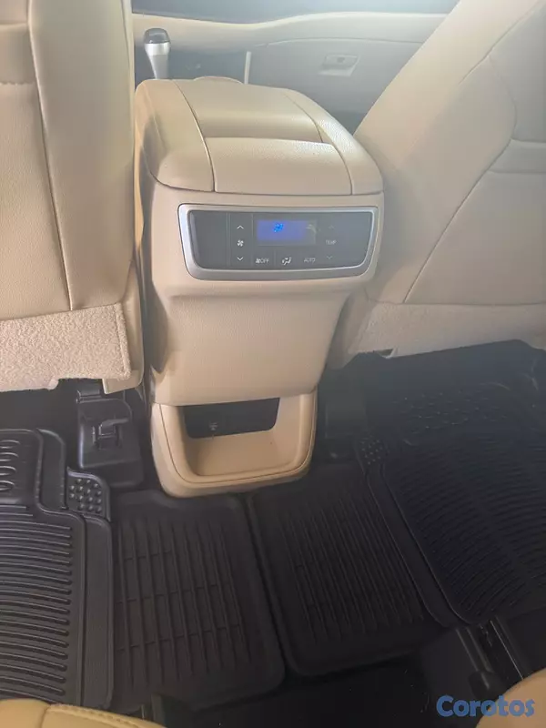 jeepetas y camionetas - Toyota Highlander XLE 4WD 2015 17