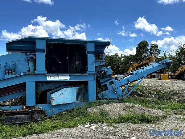 construccion e industrial - POWERSCREEN TITAN 1800 AÑO 2005  2