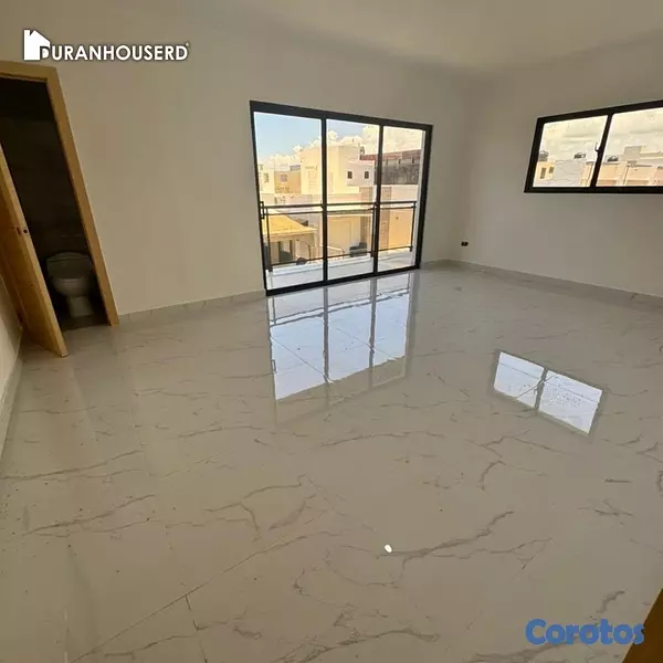 casas - venta de casa con piscina en la autopista de san isidro Santo Domingo este  10
