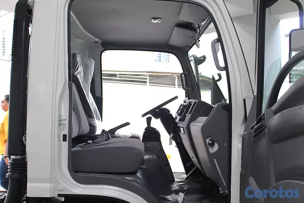 camiones y vehiculos pesados - Isuzu NPR 18 Pies  6