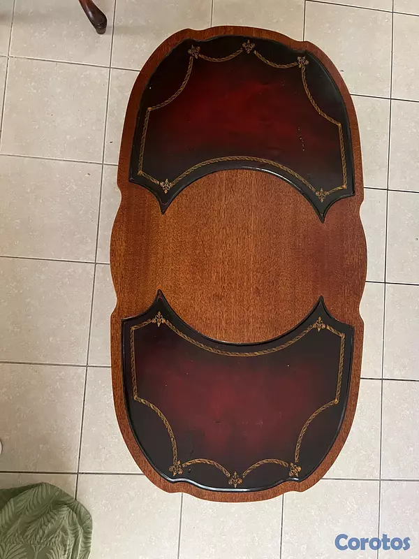 muebles y colchones - Mesa de Caoba y Cuero Tratado 5