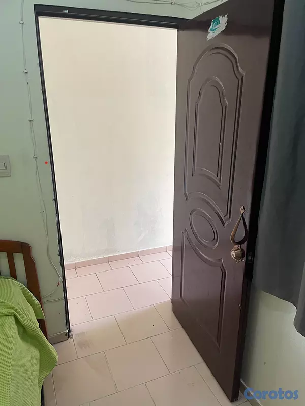 apartamentos - Habitación independiente. Entrada privada. Solo sexo masculino 7