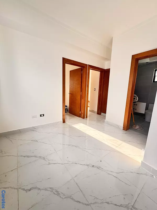 casas - venta de casa en la autopista de san isidro brisa oriental Santo Domingo este  8