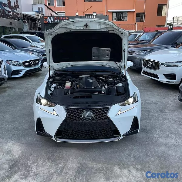 carros - Lexus IS-300 F Sport 2019 9