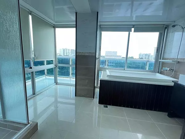 apartamentos - vendo Apartamento en la Esperilla
 piso 7 
 369 metros, 
precio: US$385,000
  7